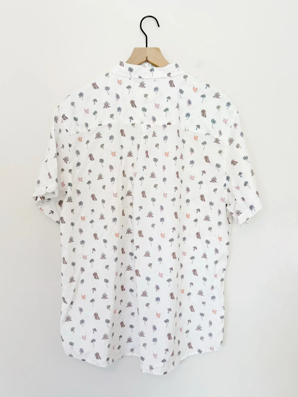 Marine Layer Trippy Icon Casual Button Down Shirt Soft White size XX Large